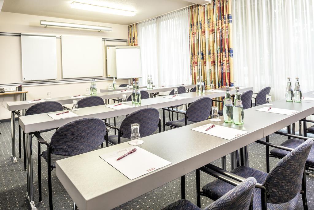 Arvena Messe Hotel Nuremberg Bagian luar foto