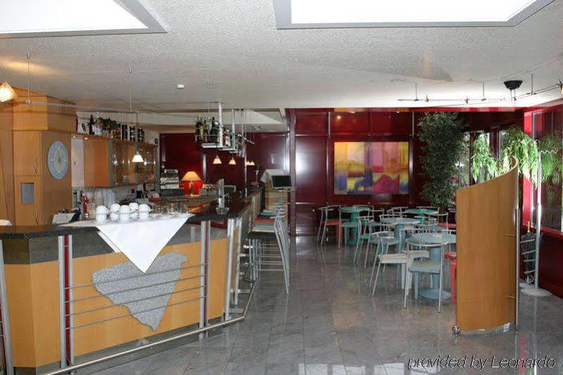 Arvena Messe Hotel Nuremberg Bagian luar foto